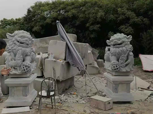 大型石狮