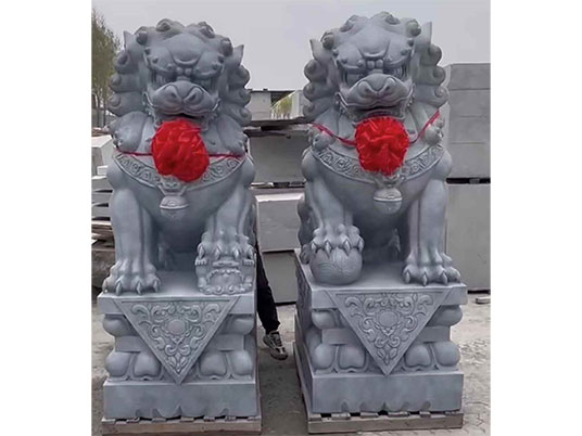大型石狮