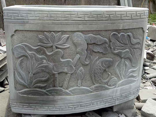 雕花水缸